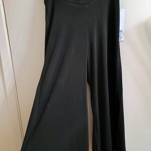 Chic Black Women's Wide-Leg Pants